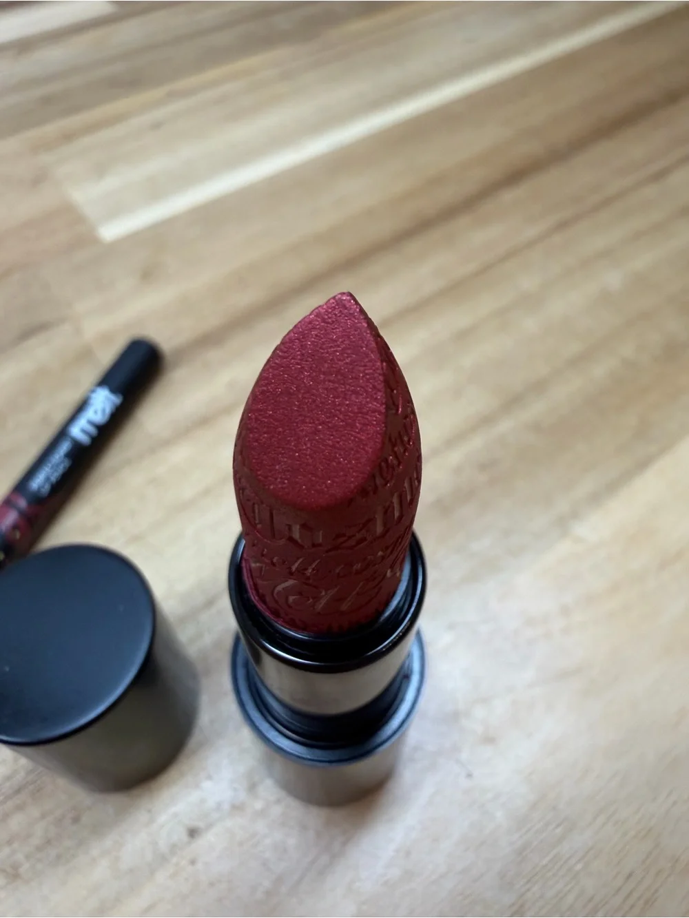 MELT Cosmetics Pennywise Metallic matte lipstick & Red Balloon lipliner
